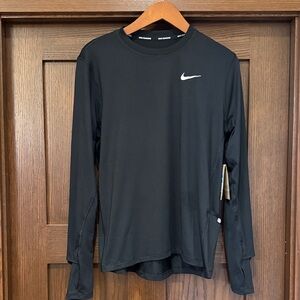 NWT Nike Running Top—Size Medium